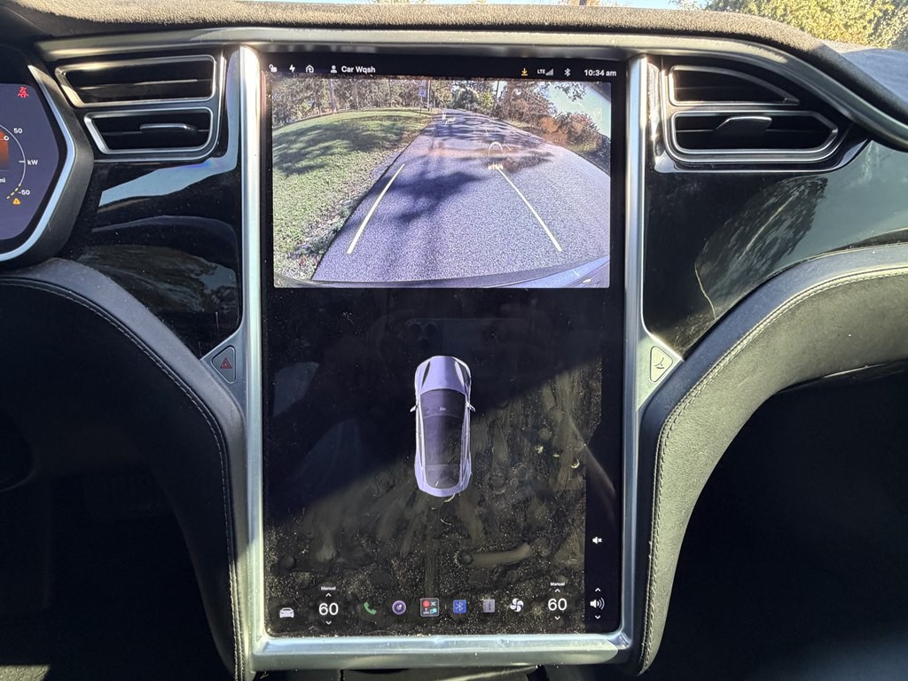 2016 Tesla Model S Image 13