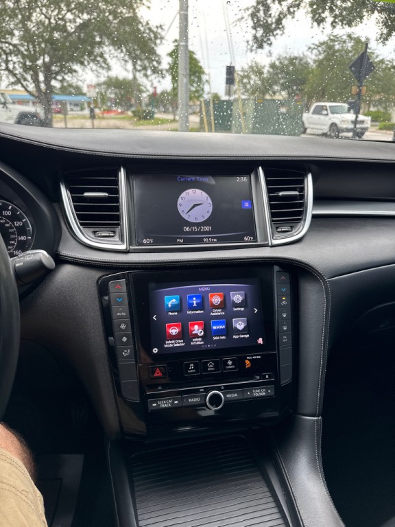 2019 INFINITI QX50 Image 10