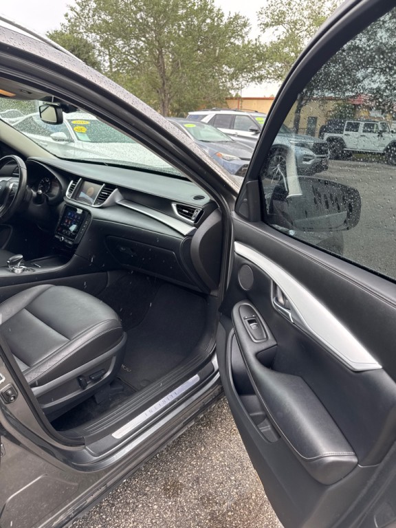 2019 INFINITI QX50 Image 15