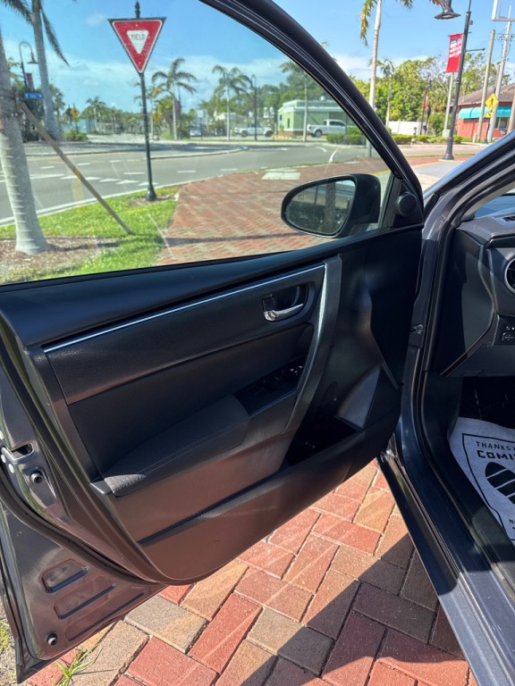 2019 Toyota Corolla Image 6