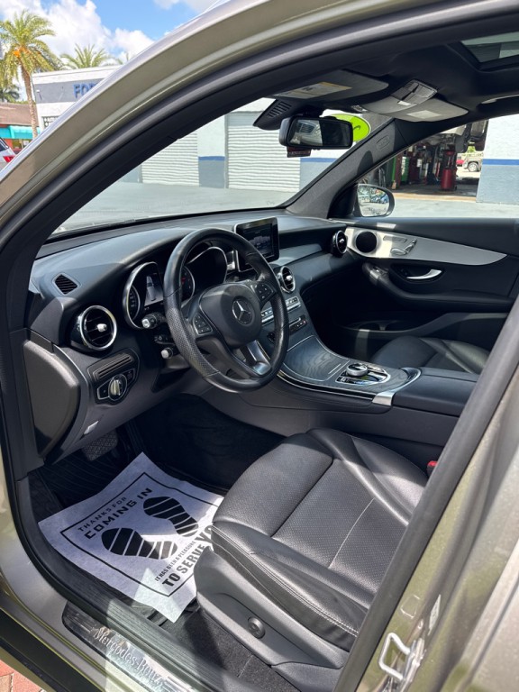 2019 Mercedes-Benz GLC-Class Image 6