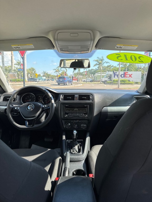 2015 Volkswagen Jetta Image 15