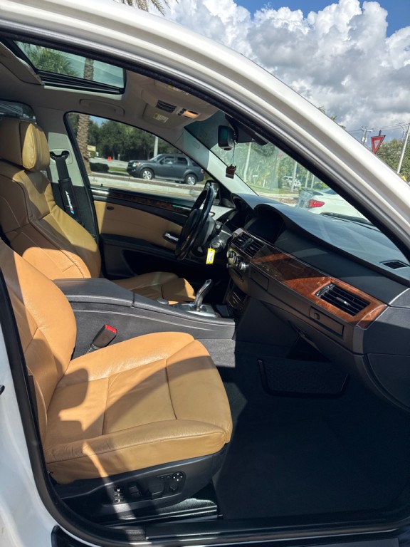 2008 BMW 5 Series Image 15