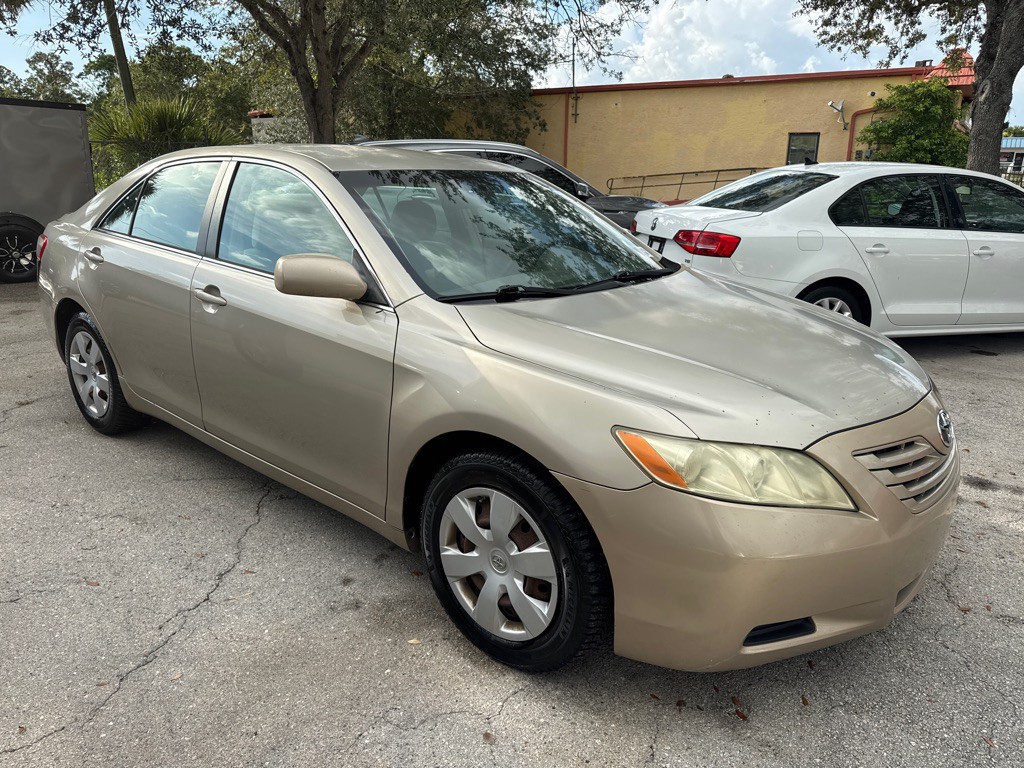 2008 Toyota Camry Image 2