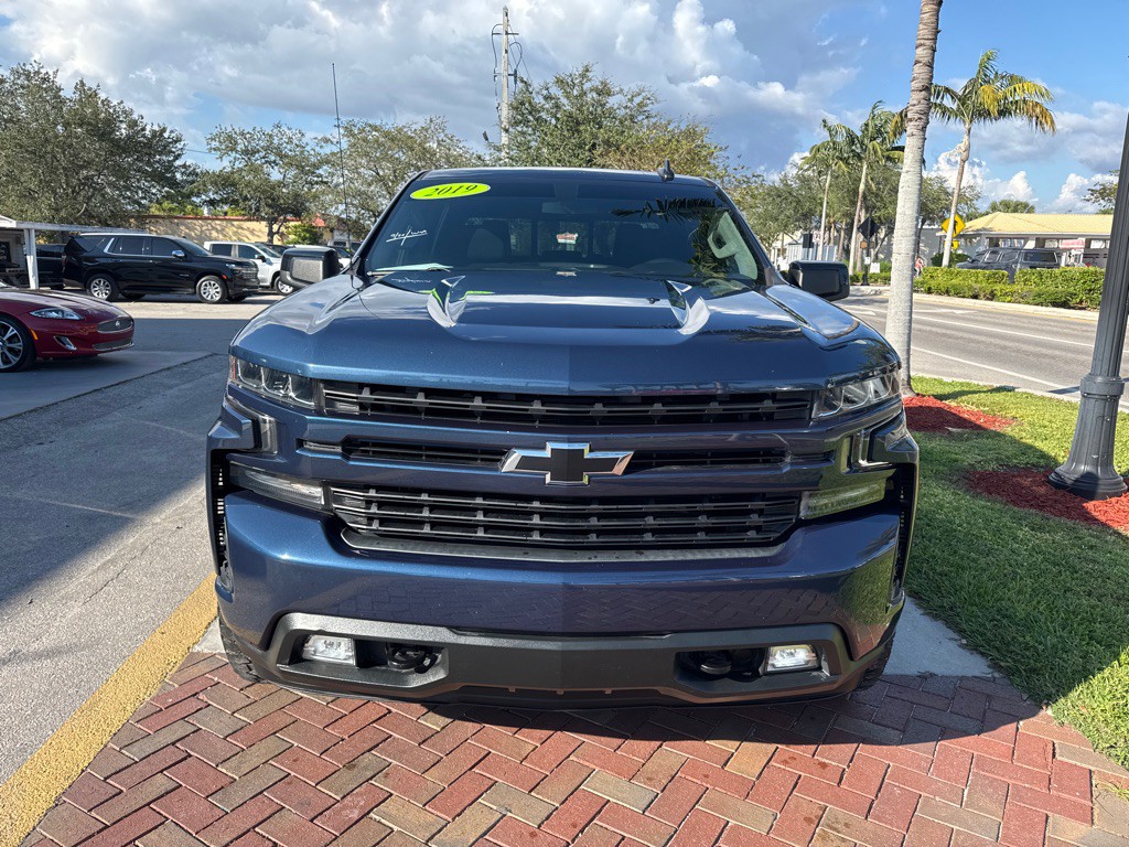 2019 Chevrolet Silverado 1500 Image 2