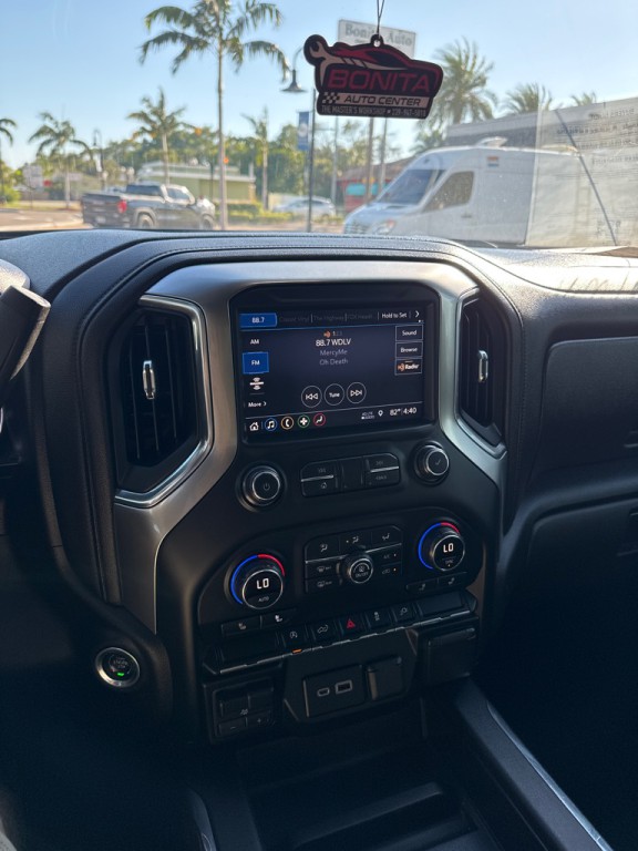 2019 Chevrolet Silverado 1500 Image 12