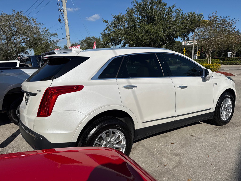 2018 Cadillac XT5 Image 3