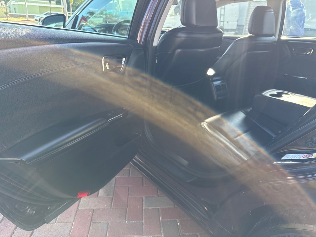 2013 Toyota Avalon Image 10