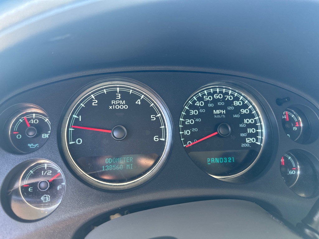 2007 Chevrolet Suburban Image 8