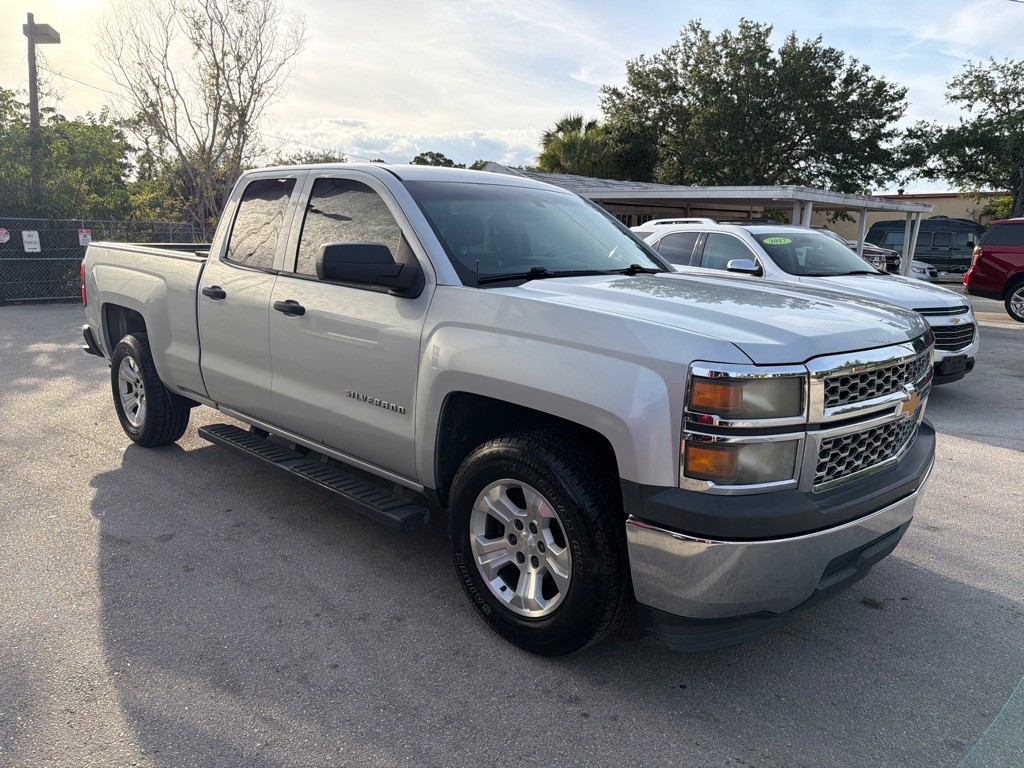 2014 Chevrolet Silverado 1500 Image 2