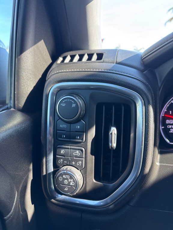 2019 Chevrolet Silverado 1500 Image 12