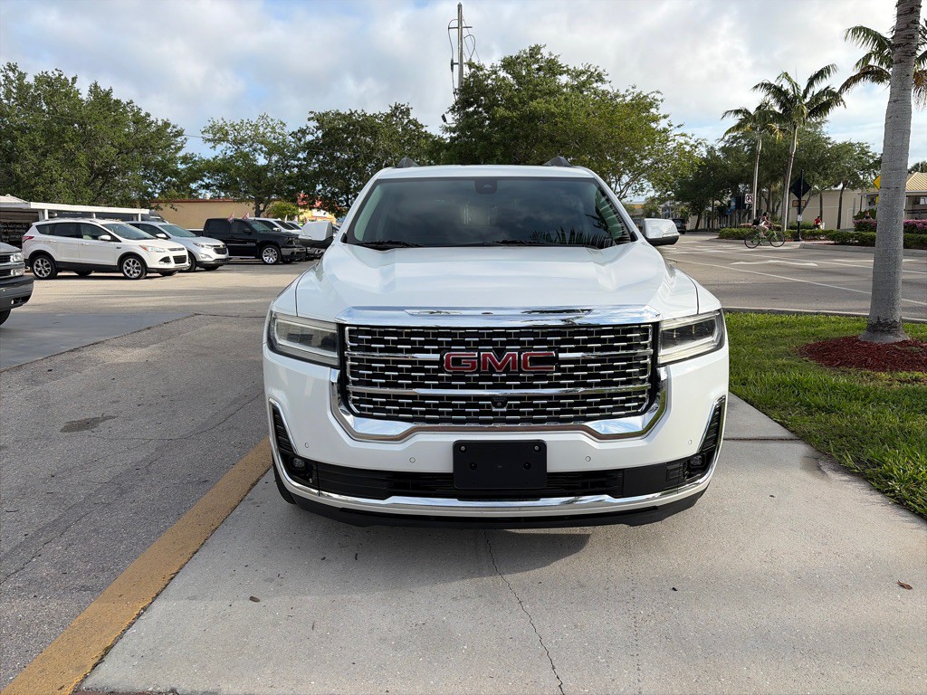 2021 GMC Acadia Image 2