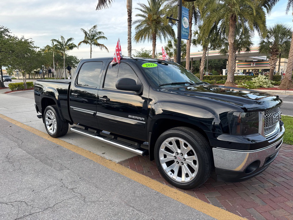 2011 GMC Sierra Image 3