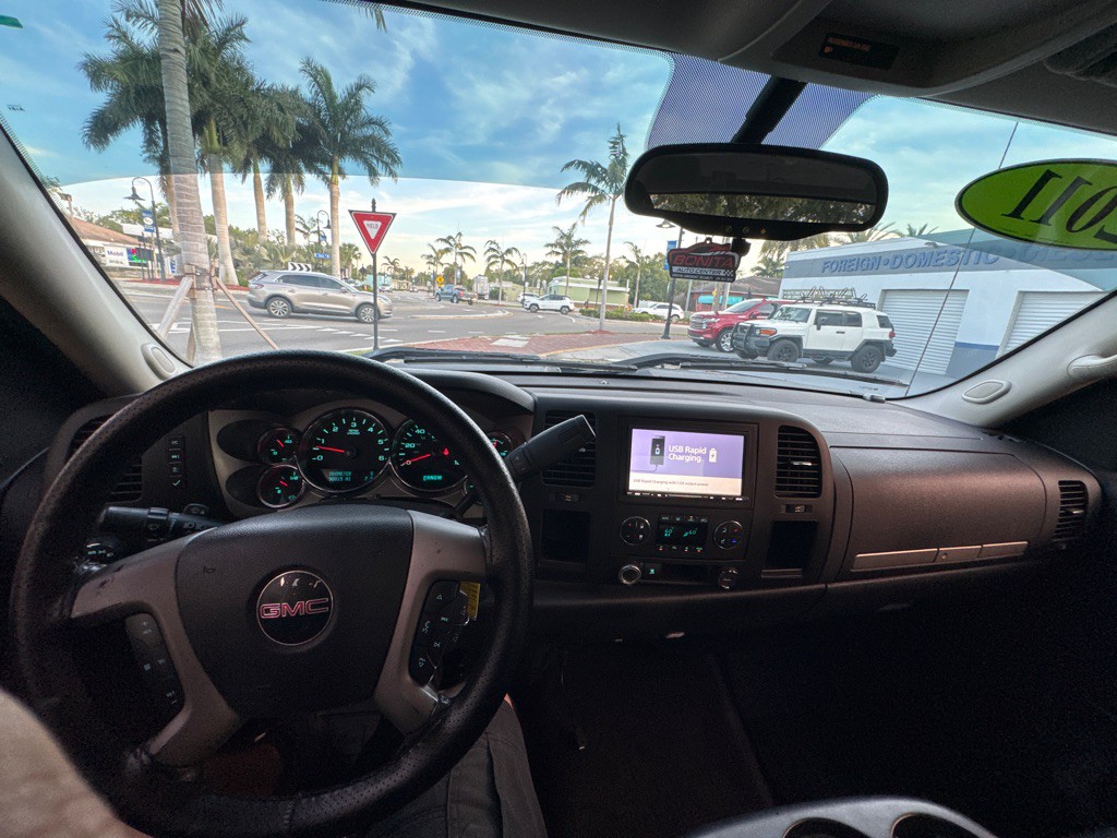 2011 GMC Sierra Image 10