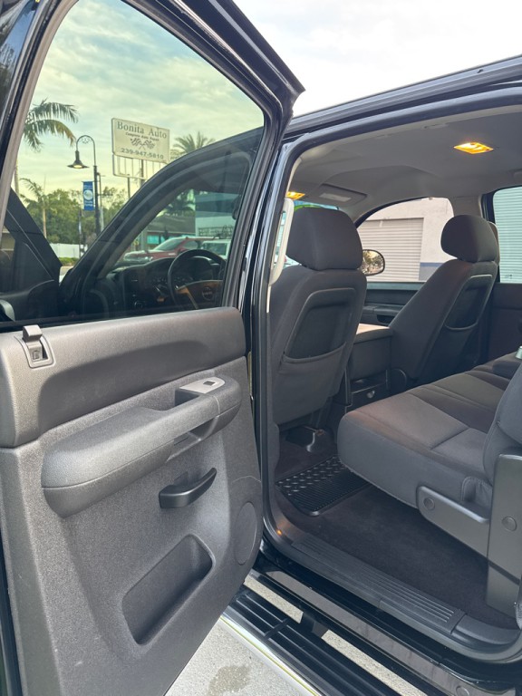 2011 GMC Sierra Image 12