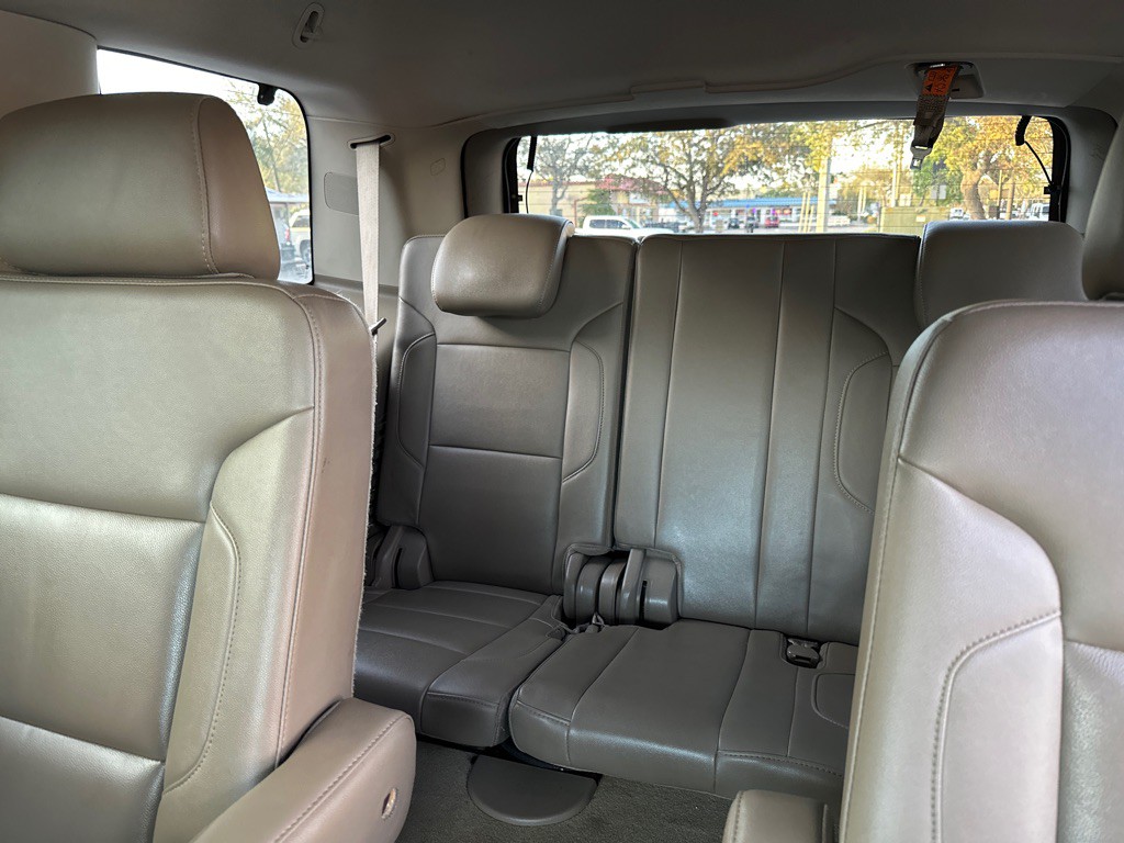 2016 Chevrolet Tahoe Image 12