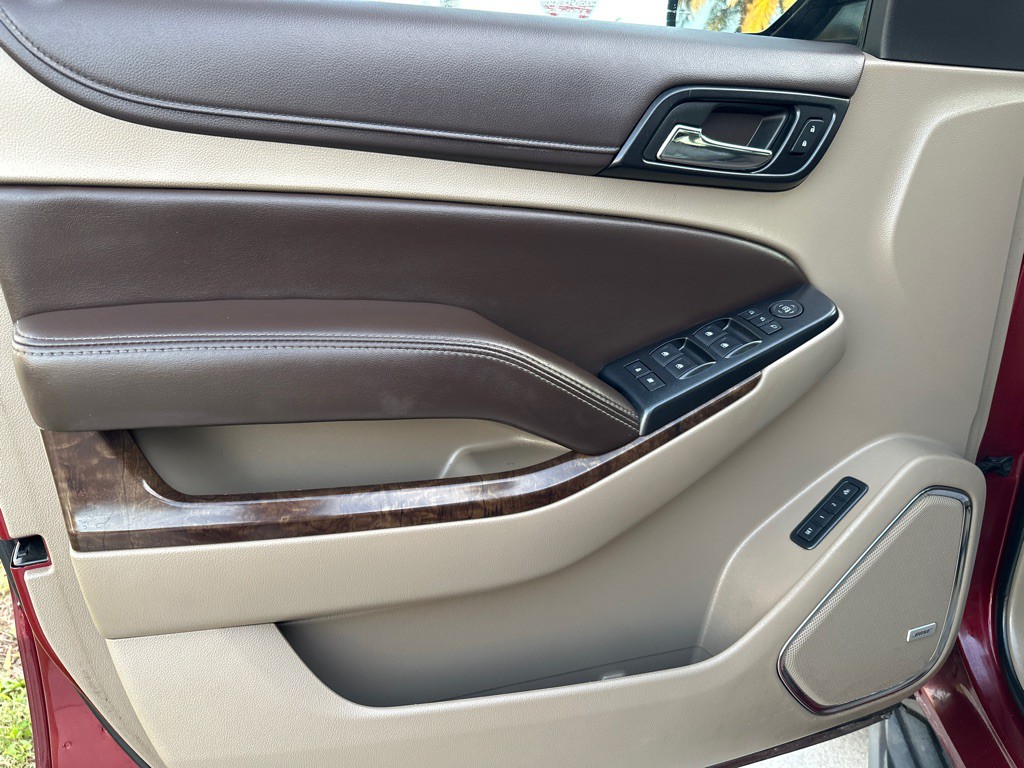 2016 Chevrolet Tahoe Image 14