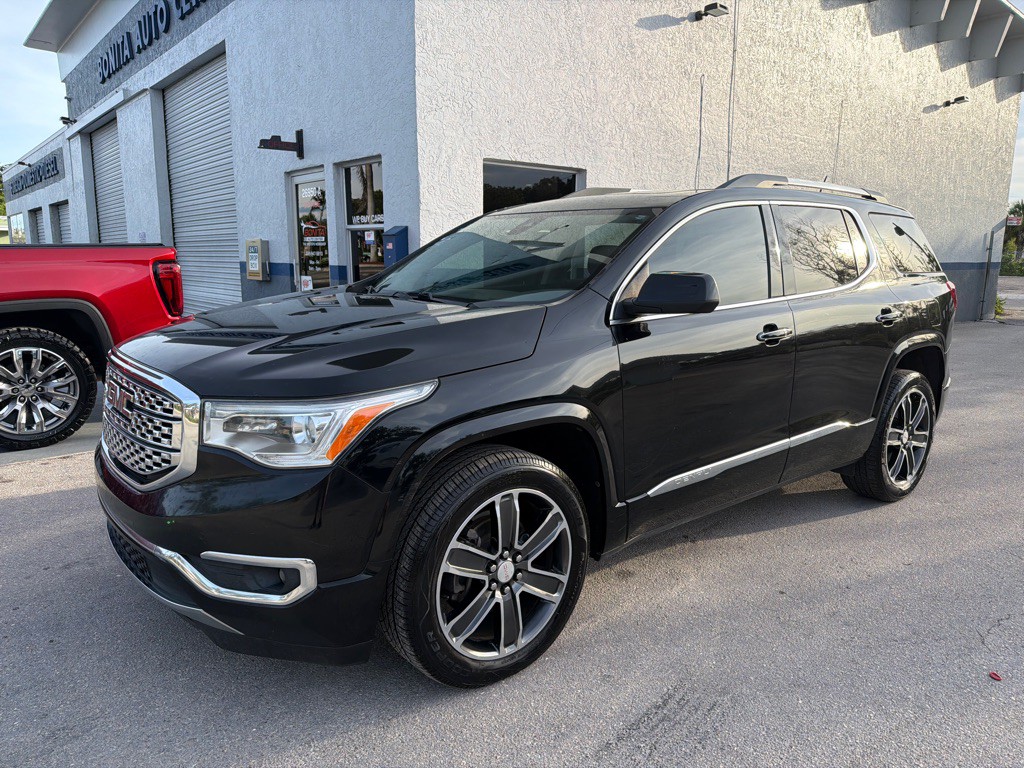 2019 GMC Acadia Image 1