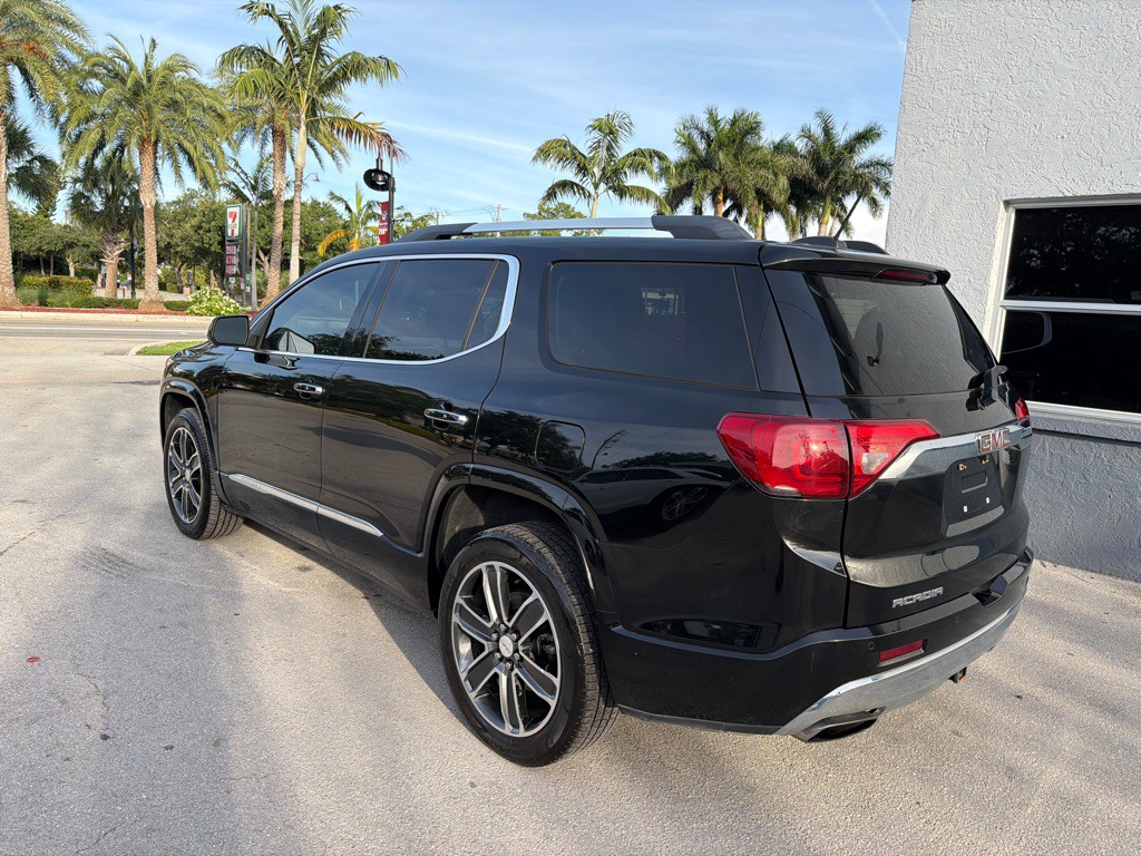 2019 GMC Acadia Image 4