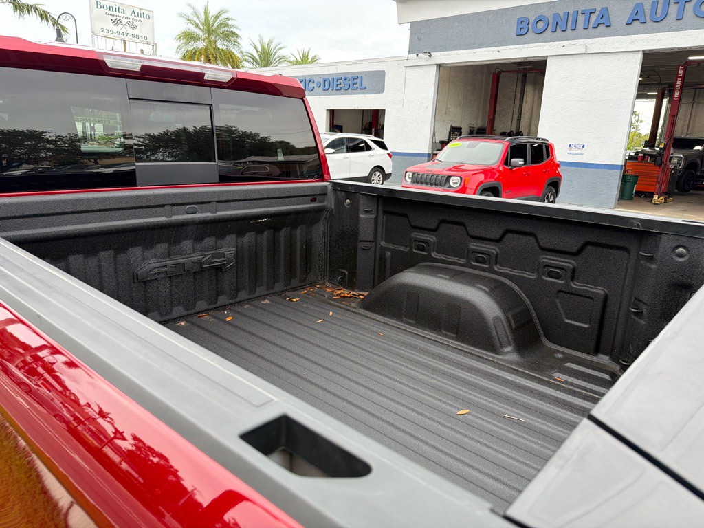 2023 GMC Sierra Image 10