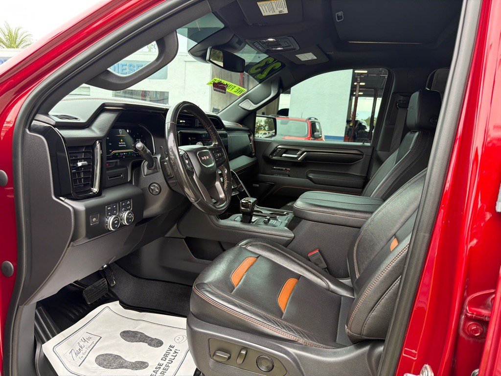 2023 GMC Sierra Image 14