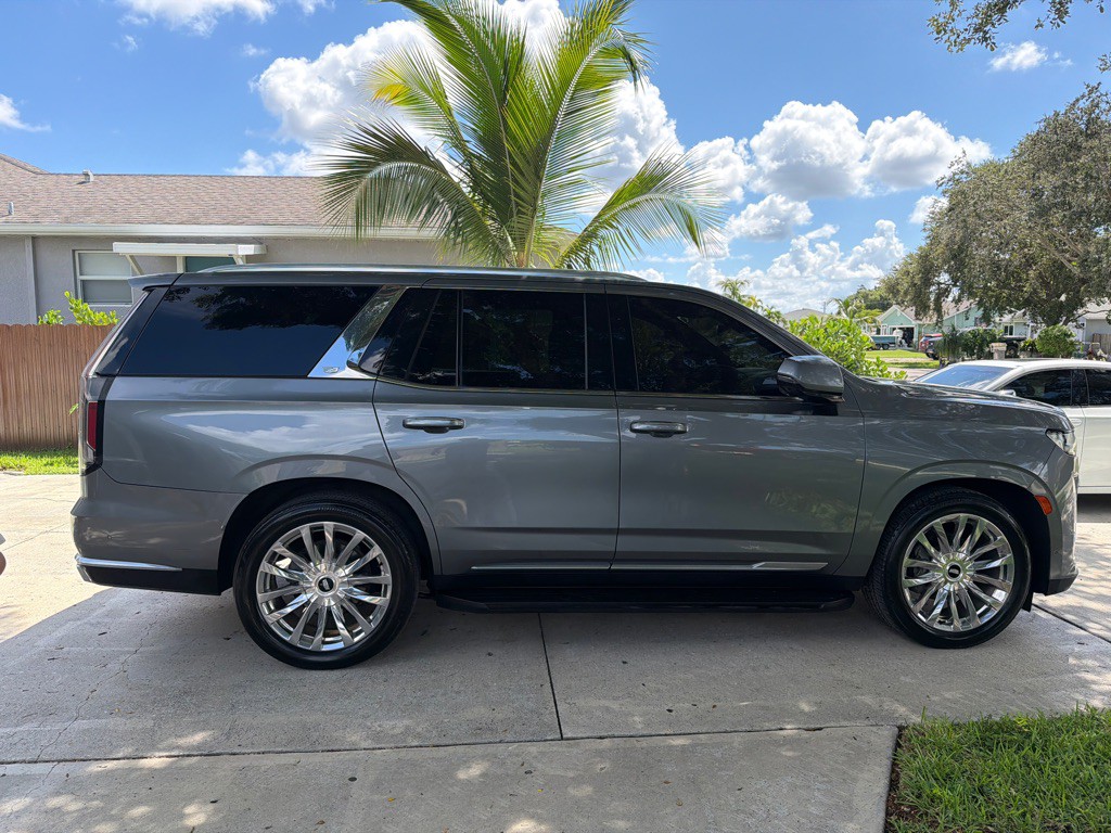 2021 Cadillac Escalade Image 8