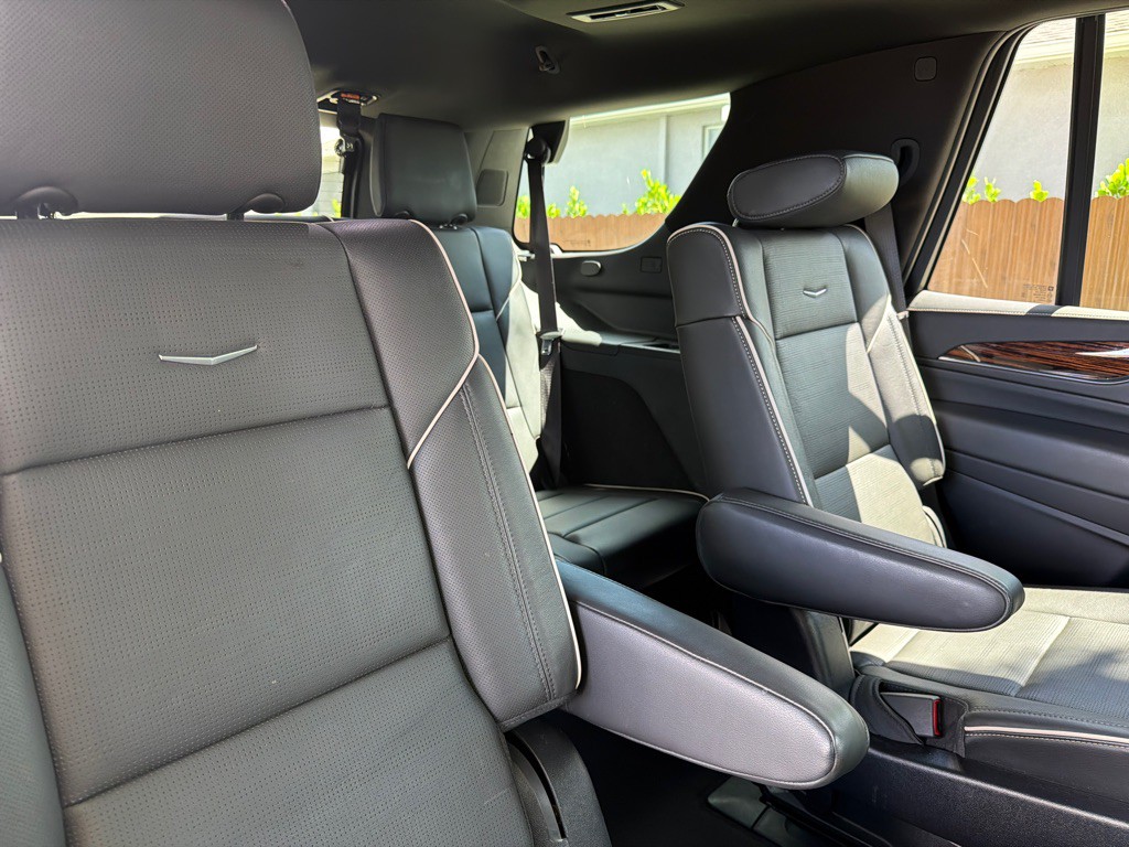 2021 Cadillac Escalade Image 11