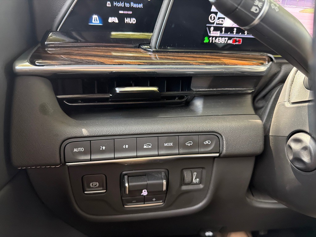 2021 Cadillac Escalade Image 17
