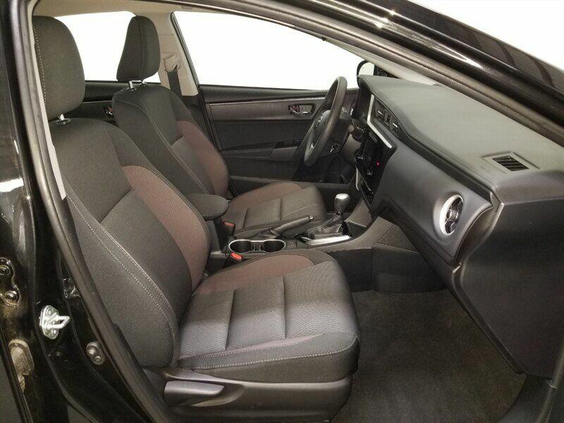 2018 Toyota Corolla Image 30