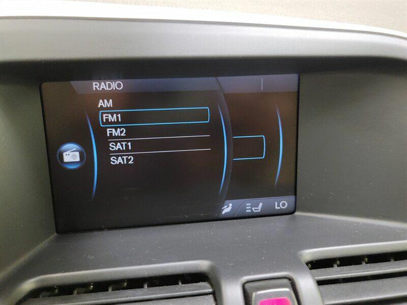 2012 Volvo XC60 Image 10