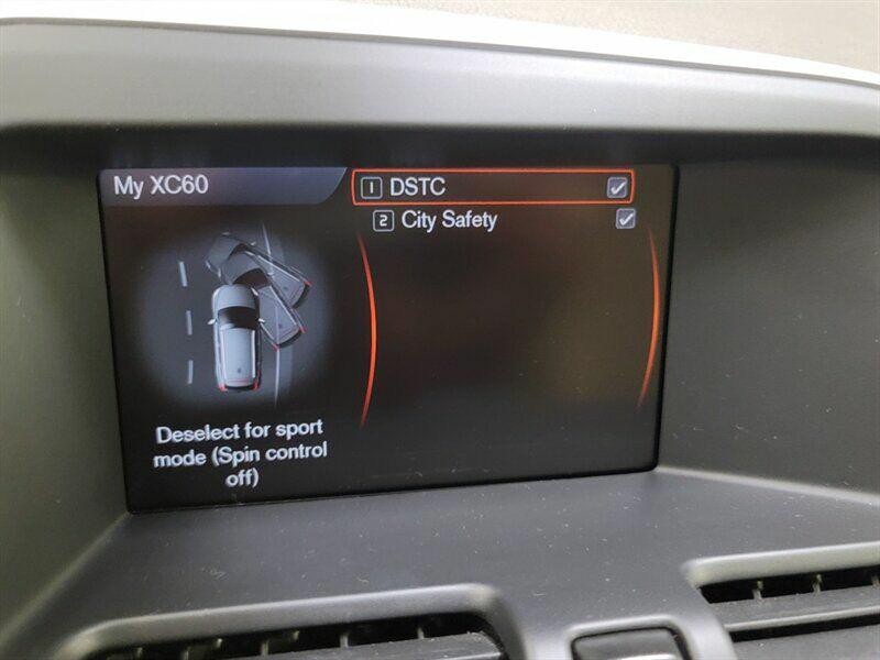 2012 Volvo XC60 Image 17