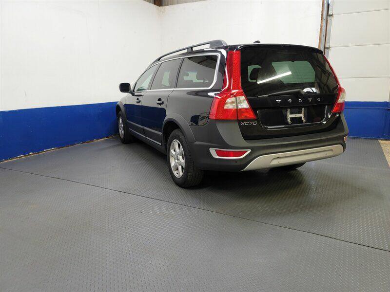 2011 Volvo XC70 Image 26