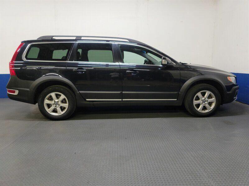 2011 Volvo XC70 Image 32
