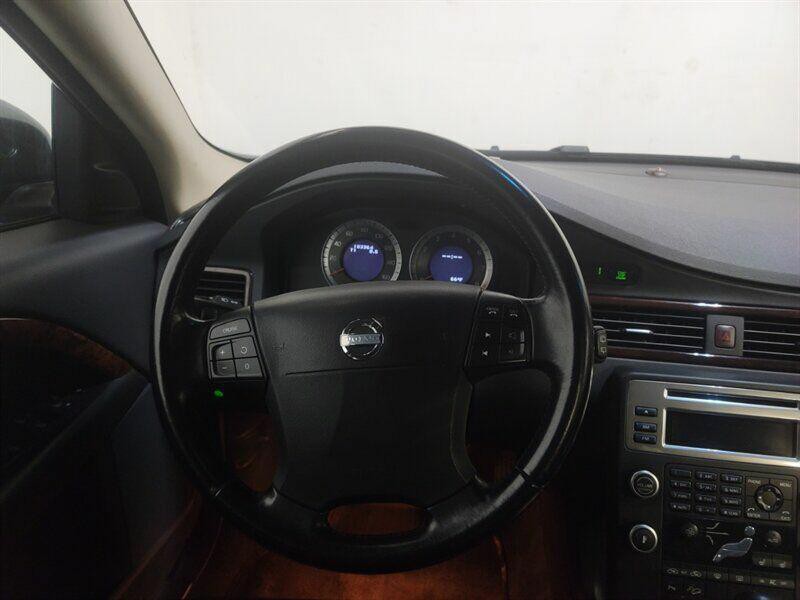 2009 Volvo XC70 Image 6