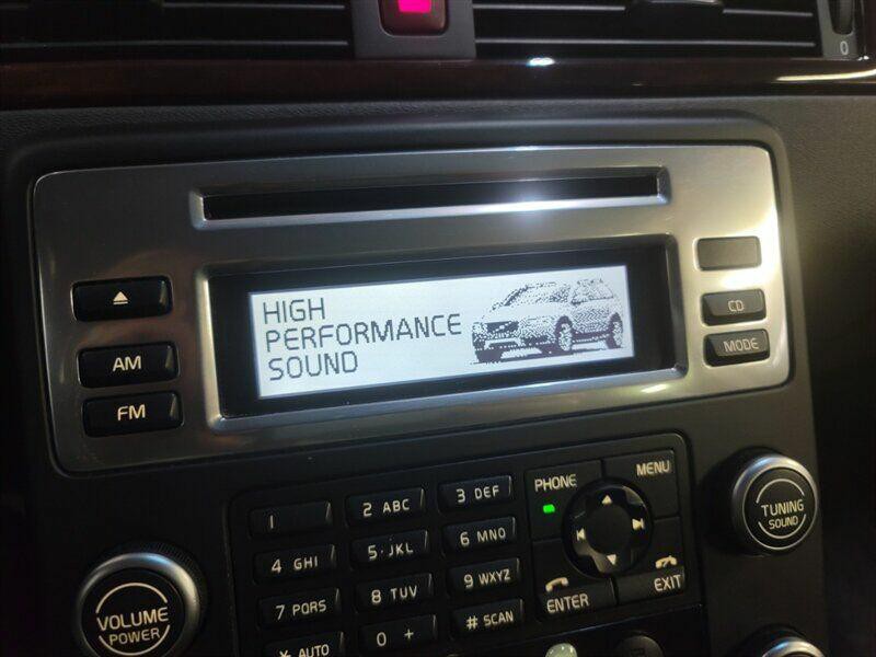 2009 Volvo XC70 Image 9