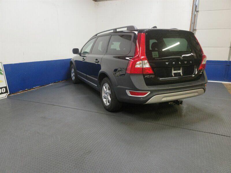 2009 Volvo XC70 Image 13