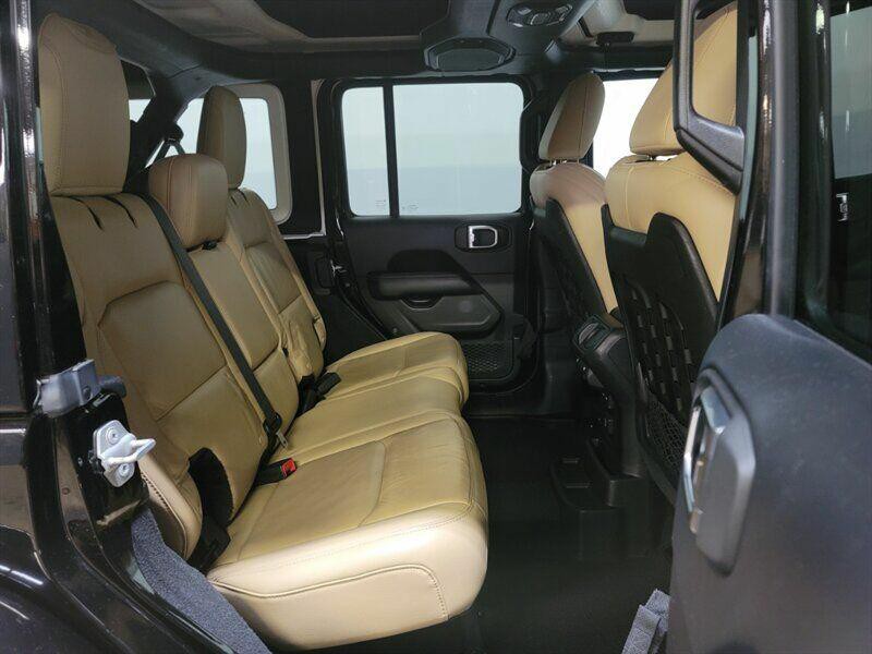 2018 Jeep Wrangler Unlimited Image 38