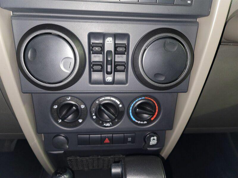 2009 Jeep Wrangler Unlimited Image 11
