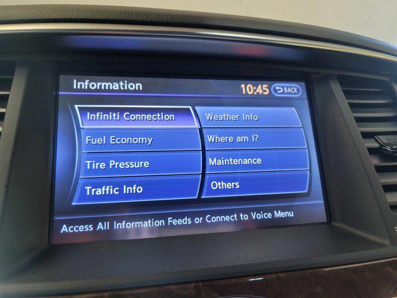 2017 INFINITI QX80 Image 18