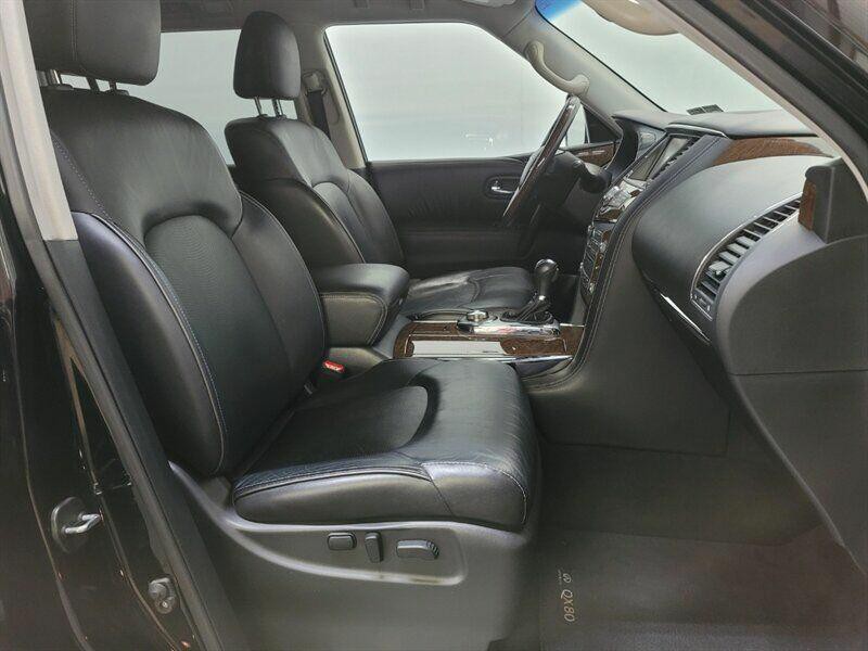 2017 INFINITI QX80 Image 43