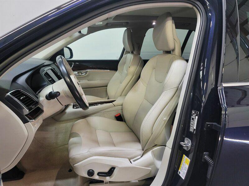 2016 Volvo XC90 Image 6