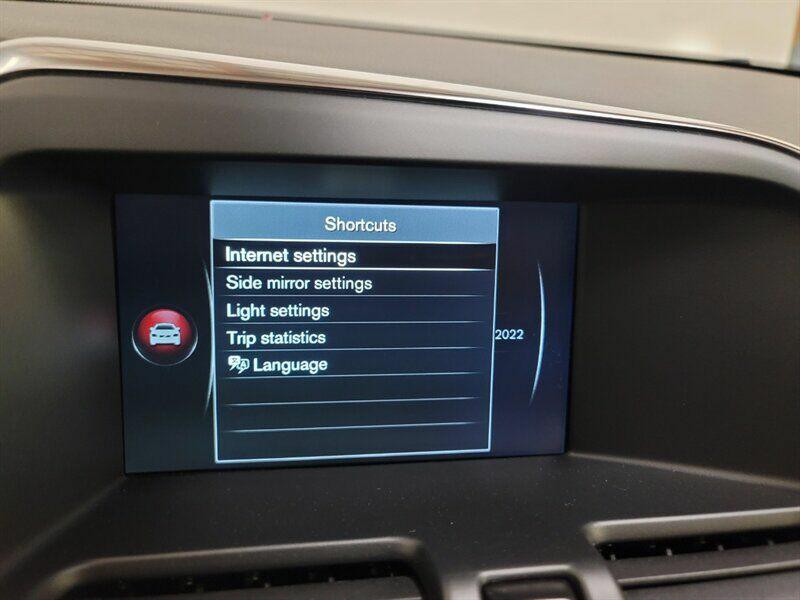 2016 Volvo XC60 Image 23