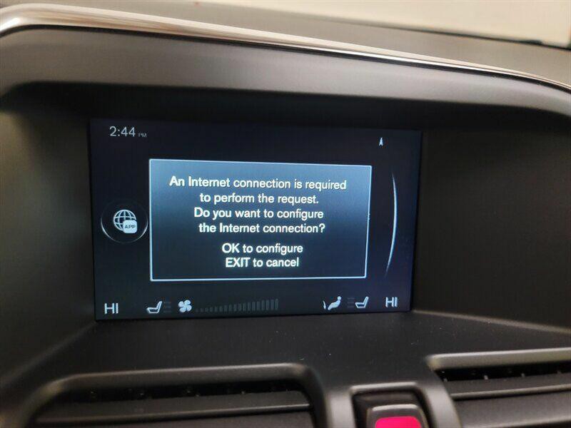 2016 Volvo XC60 Image 24
