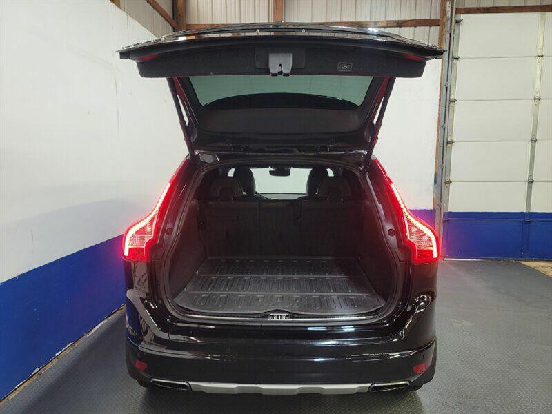2016 Volvo XC60 Image 33