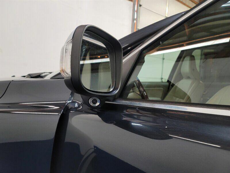 2013 Volvo XC90 Image 3