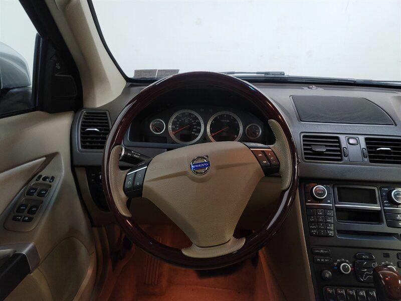 2013 Volvo XC90 Image 10