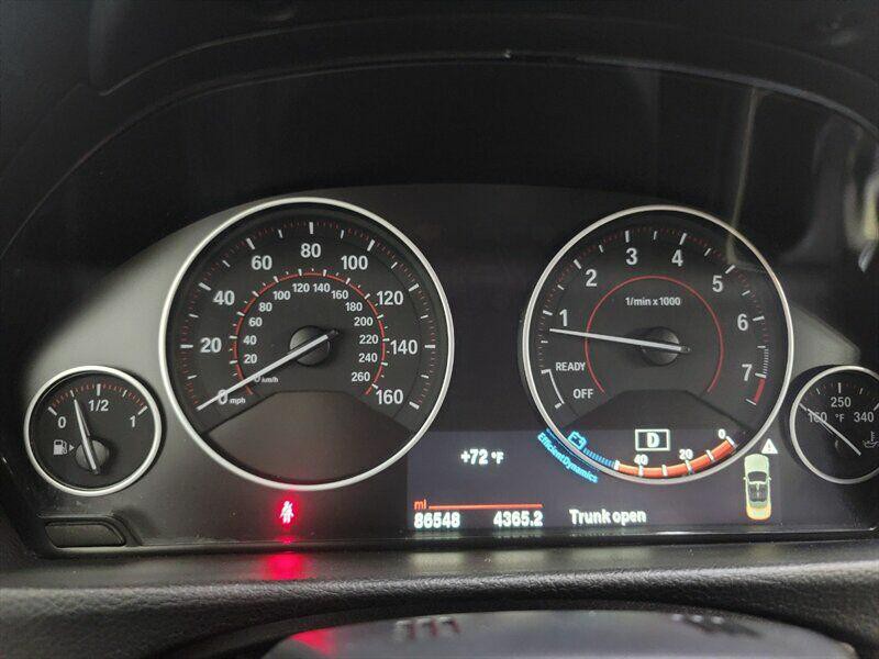 2015 BMW 4 Series Image 9