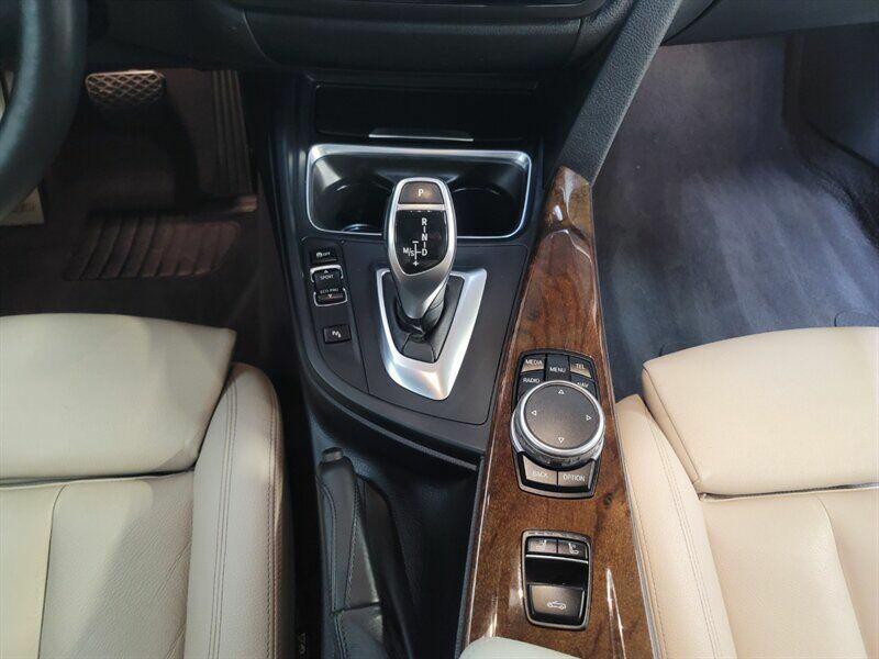 2015 BMW 4 Series Image 24