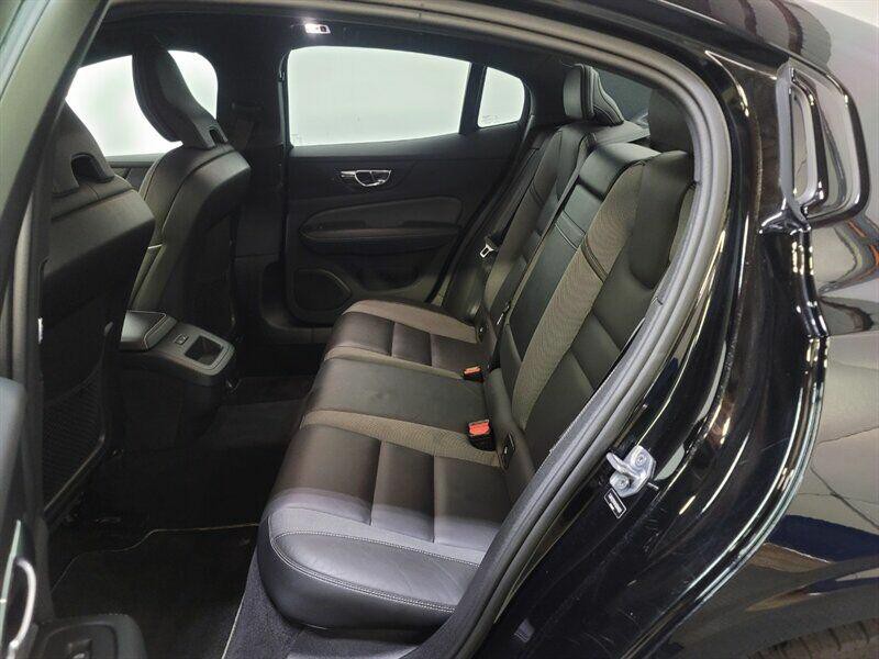 2019 Volvo S60 Image 6