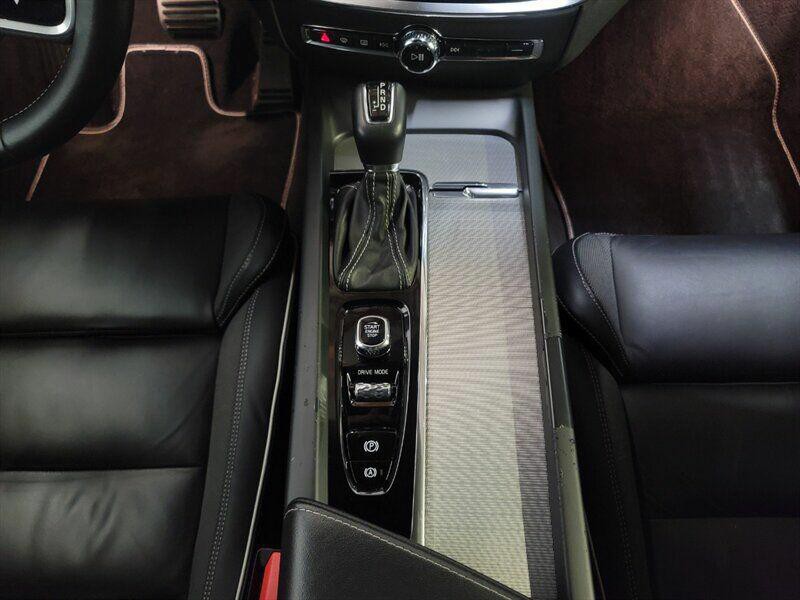 2019 Volvo S60 Image 24